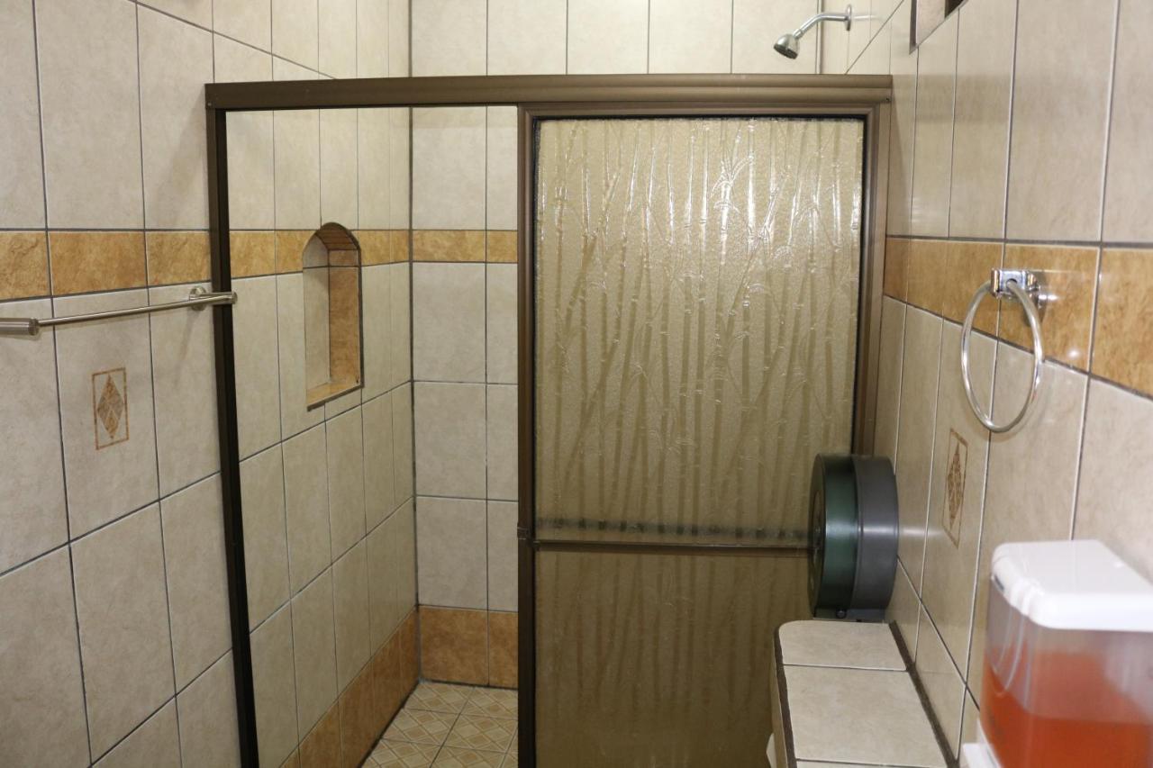 Cabinas Sueno Real San Rafael De Guatuso Esterno foto
